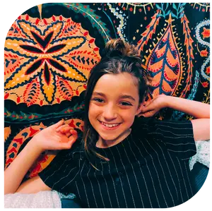 Lou Regards d'enfants Senso Emotions.002.png